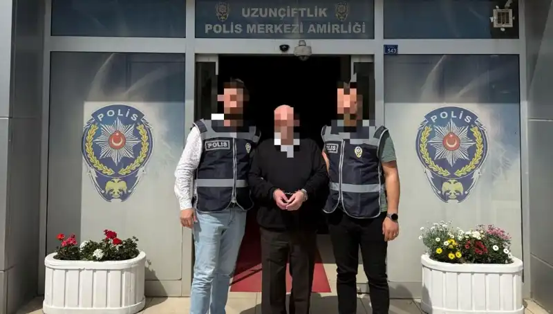 Bir Suçlunun Peşinde: 10 Ayrı Aranması Olan Zanlı Yakalandı!
