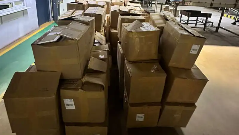 Kargo Şirketinin Deposunda Dev Tütün Operasyonu: Kaçakçılar Yakalandı