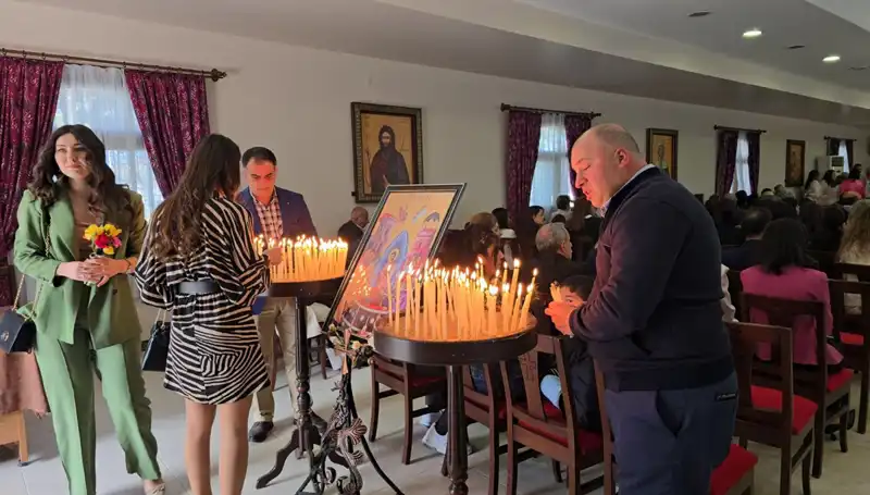 Hatay'da Renkli ve Neşeli Çiçek Bayramı Kutlamaları, Geleneksel Lezzetlerle Taçlandı