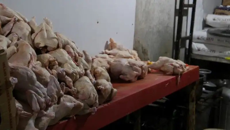 Döner İmalathanesinde Şok Edici Görüntüler: Hijyen İçin Ne Kadar Güvenli?