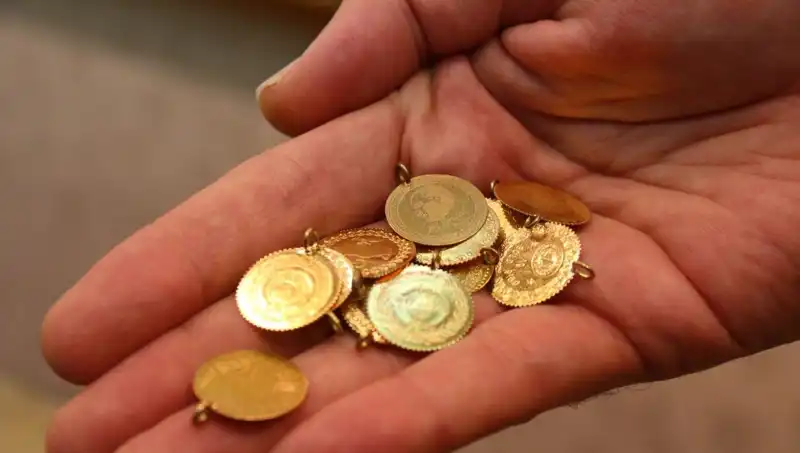 30 Nisan 2023 Canlı Altın Fiyatları: Çeyrek ve Gram Altın Ne Kadar?
