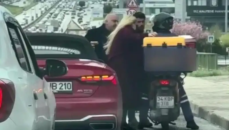 D-100 Karayolu'nda Silahlı Tartışma Panik Yaratıdı