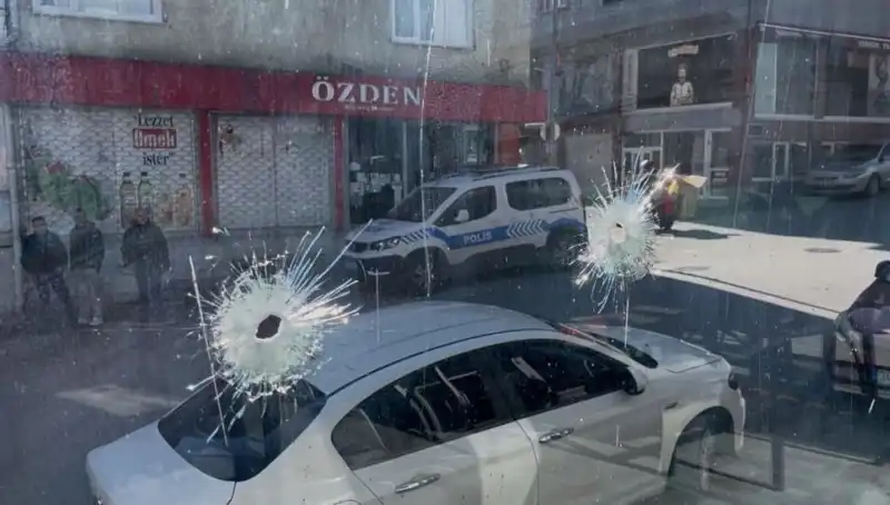 Bursa'da Kıraathane Kurşunlaması: Sır Perdesi Aralanıyor