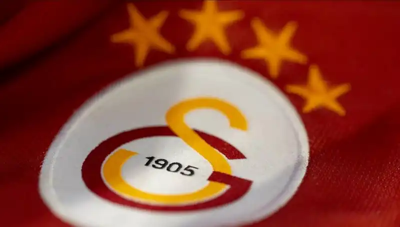 Galatasaray'da Divan Kurulu Toplantısı: Yönetim ve Gelecek Hedefleri Masaya Yatırılacak