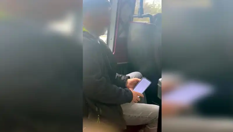 Minibüste Genç Kızı Taciz Eden Şüpheli Ekipler Tarafından Yakalandı!