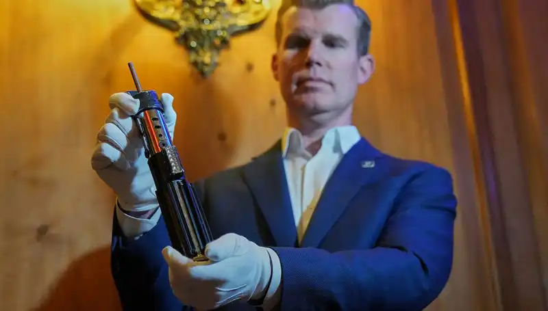 Darth Vader'ın Işın Kılıcı, 3.65 Milyon Dolara Yeni Sahibini Buldu!