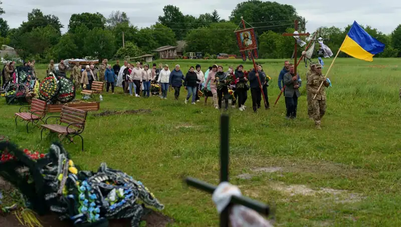 Ukrayna'da Savaşan İngiliz Askerin Ölümü, Uluslararası Tepkiyi Beraberinde Getirdi