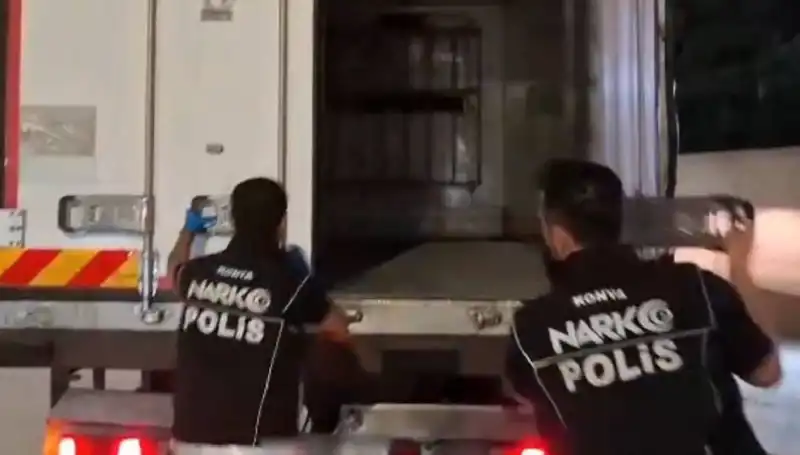 Konya’da Uyuşturucu Operasyonuyla Dört Şahıs Yakalandı!