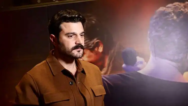 Murat Göğebakan: Kalbim Yaralı Dizisiyle Ekranlara Dönüyor!