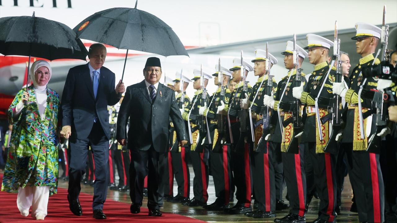 Cumhurbaşkanı Erdoğan, Asya turuna devam ediyor