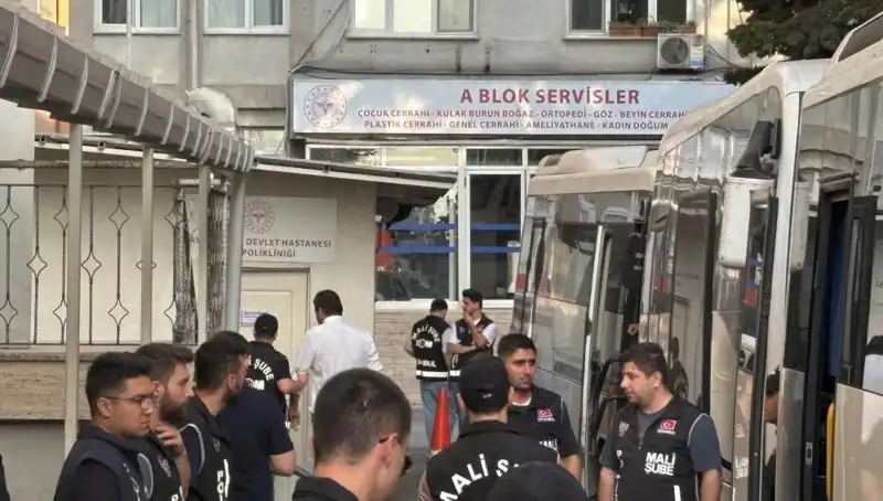 İETT Genel Müdürü de Dahil 25 Şüpheli İBB Soruşturmasında Adliyeye Sevk Edildi