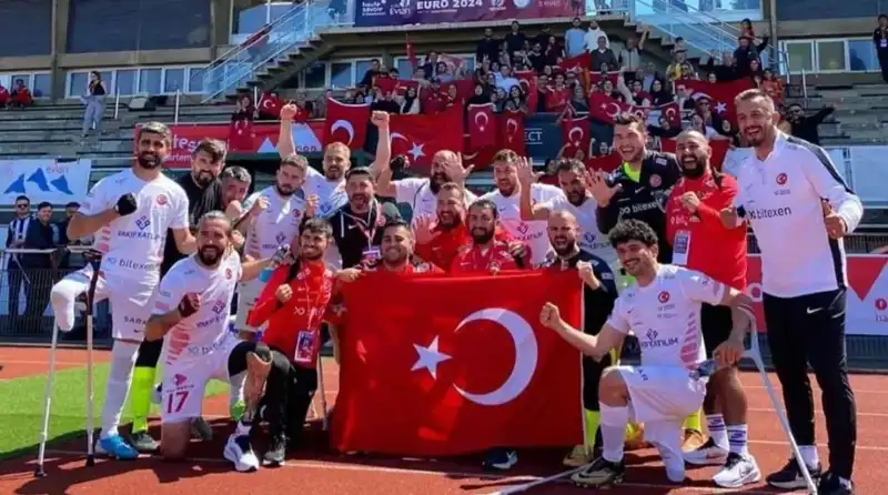 Ampute Futbol Takımımız Şampiyonluktan Şampiyonluğa Koşarak Engelsiz Kalplere Umut Oluyor