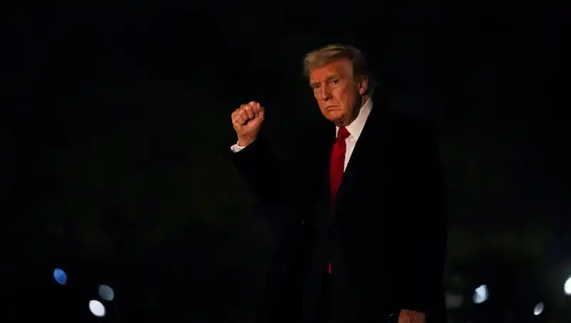 Ticaret Savaşının Beklenmedik Sonucu: Trump’a Olan Destekte Düşüş