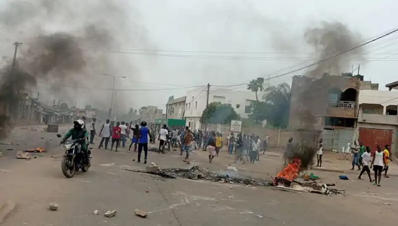 Togo'da Protestolar Kızıştı: Nehirlerde Bulunan 7 Ceset Şok Yarattı