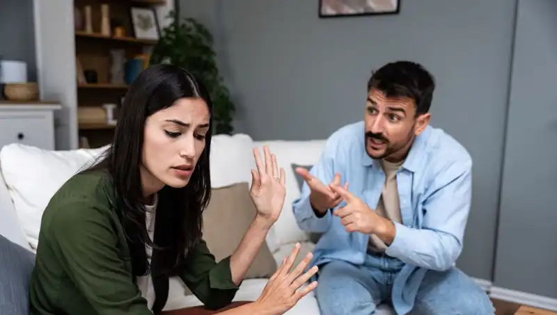 Evliliği Bitiren 4 Yıkıcı Davranış: Hangi Hatırlatmalar Kıyasıya Fırsat Sunuyor?