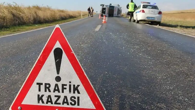 Niğde’de Zincirleme Trafik Kazası: 16 Yaralı, Faciadan Dönüldü