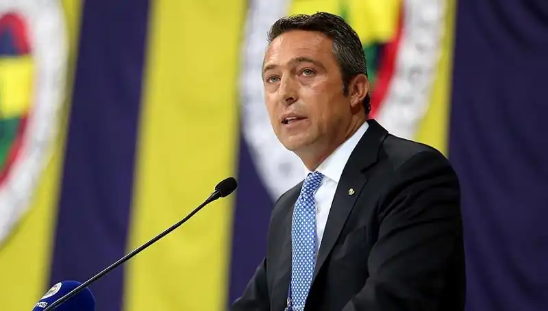 Ali Koç, Yeni Sezon için Transfer Düğmesine Bastı: Fenerbahçe'nin Hedefleri Neler?