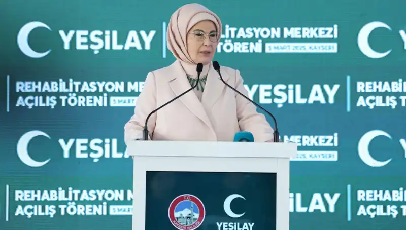 Emine Erdoğan, Bağımlılıkla Mücadele İçin Önemli Mesaja İmza Attı